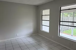 5460 S Lakewood Cir S, Margate, FL 33063 - Photo 26