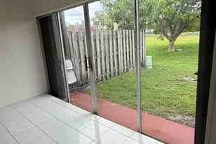 5460 S Lakewood Cir S, Margate, FL 33063 - Photo 30