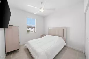 2324 NW 130th St, Miami, FL 33167 - Photo 10