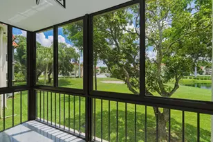 8970 S Hollybrook Blvd, Pembroke Pines, FL 33025 - Photo 22