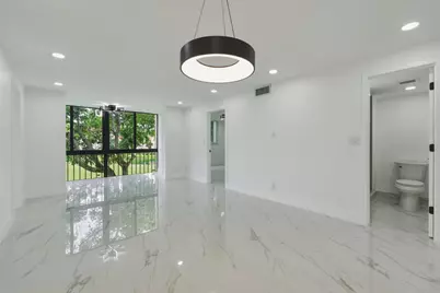8970 S Hollybrook Boulevard #205, Pembroke Pines, FL 33025 - Photo 16