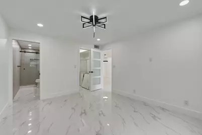 8970 S Hollybrook Boulevard #205, Pembroke Pines, FL 33025 - Photo 16