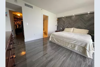 2457 Collins Avenue #504, Miami Beach, FL 33140 - Photo 4