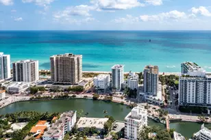 2457 Collins Ave, Miami Beach, FL 33140 - Photo 16