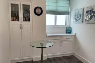 2457 Collins Ave, Miami Beach, FL 33140 - Photo 8