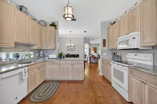 859 NW Sorrento Ln, Port Saint Lucie, FL 34986 - Photo 12