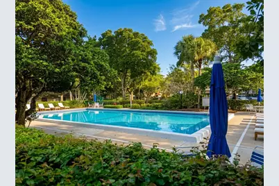 907 Cypress Terrace #201, Pompano Beach, FL 33069 - Photo 2