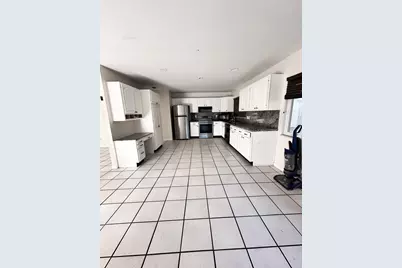 410 SW Kentwood Road, Port Saint Lucie, FL 34953 - Photo 4