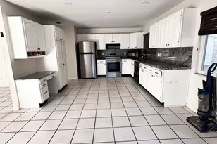 410 SW Kentwood Rd, Port Saint Lucie, FL 34953 - Photo 4