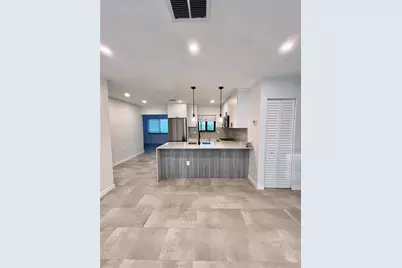 4680 NE 5th Avenue, Oakland Park, FL 33334 - Photo 24