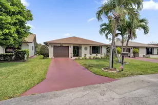 2042 SW 17th Cir, Deerfield Beach, FL 33442 - Photo 4