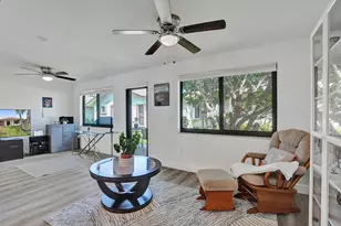 2042 SW 17th Cir, Deerfield Beach, FL 33442 - Photo 26