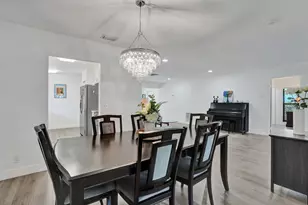 2042 SW 17th Cir, Deerfield Beach, FL 33442 - Photo 24