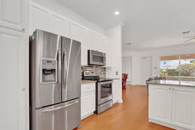 114 Honeysuckle Drive, Jupiter, FL 33458 - Photo 18