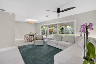 450 SW 12th Terrace, Boca Raton, FL 33486 - Photo 8