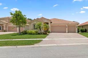 4110 Silverstone Dr, Fort Pierce, FL 34947 - Photo 2