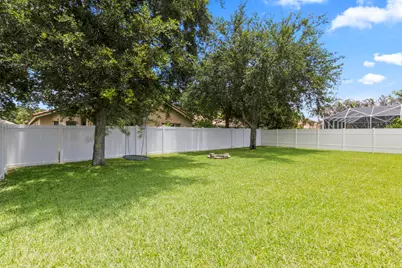 4110 Silverstone Drive, Fort Pierce, FL 34947 - Photo 32