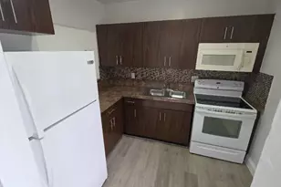 2250 NW 183rd St, Miami Gardens, FL 33056 - Photo 6