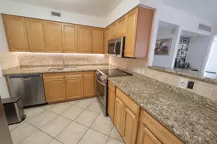 1000 Spanish River Rd, Boca Raton, FL 33432 - Photo 6