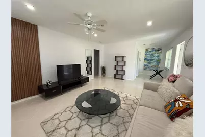 23 NE 19th Avenue, Pompano Beach, FL 33060 - Photo 2