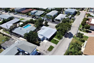 2400 Park Avenue #5, Riviera Beach, FL 33404 - Photo 8
