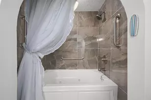 121 Queen Eugenia Ct, Hutchinson Island, FL 34949 - Photo 22