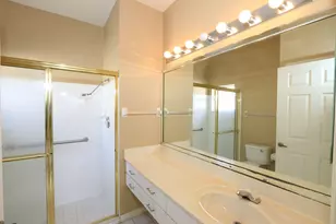 506 NW Cortina Ln, Port Saint Lucie, FL 34986 - Photo 18