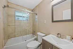 1813 SW 10th Ct, Fort Lauderdale, FL 33312 - Photo 16