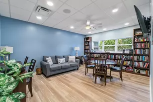 930 Dogwood Dr, Delray Beach, FL 33483 - Photo 42