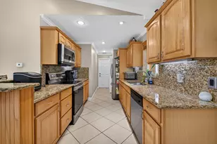 1314 SW Bellevue Ave, Port Saint Lucie, FL 34953 - Photo 6