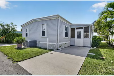 65 Relaxed Circle, Hypoluxo, FL 33462 - Photo 2
