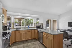 2171 Amesbury Cir, Wellington, FL 33414 - Photo 22
