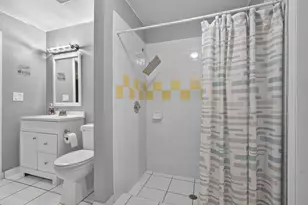 2171 Amesbury Cir, Wellington, FL 33414 - Photo 32
