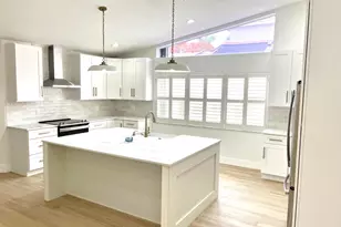 921 Lakewood Ct, Weston, FL 33326 - Photo 8