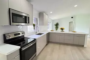 1306 NW 125th Terrace, Fort Lauderdale, FL 33323 - Photo 4