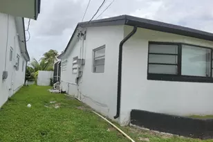 6641 Emerald Lake Dr, Miramar, FL 33023 - Photo 2