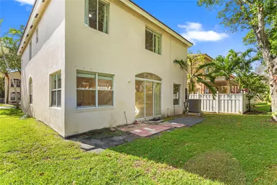 2215 NW 76th Terrace, Pembroke Pines, FL 33024 - Photo 58