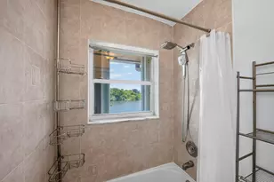 3291 NW 44th St, Oakland Park, FL 33309 - Photo 16
