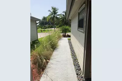 2555 Bedford Mews Drive, Wellington, FL 33414 - Photo 2