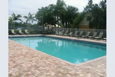3610 N 56th Avenue #210, Hollywood, FL 33021 - Photo 4