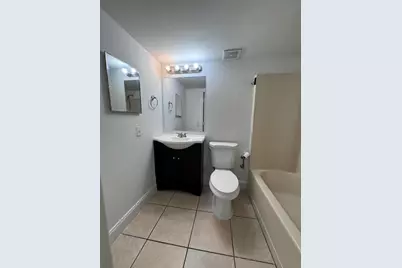 3610 N 56th Avenue #210, Hollywood, FL 33021 - Photo 12