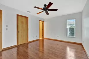 661 SE Crescent Ave, Port Saint Lucie, FL 34984 - Photo 14