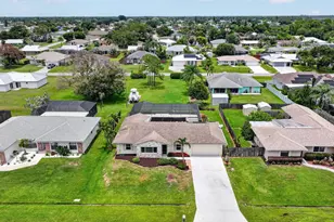 661 SE Crescent Ave, Port Saint Lucie, FL 34984 - Photo 32