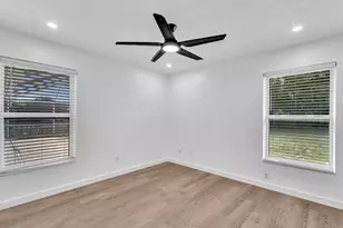 2928 SE Bella Rd, Port Saint Lucie, FL 34984 - Photo 18