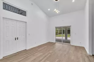 2928 SE Bella Rd, Port Saint Lucie, FL 34984 - Photo 6