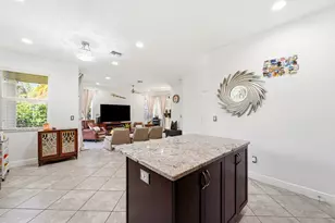 6993 Pines Cir, Coconut Creek, FL 33073 - Photo 10