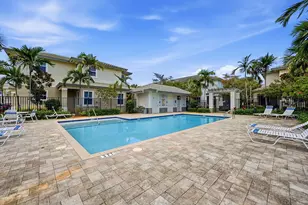 6993 Pines Cir, Coconut Creek, FL 33073 - Photo 8