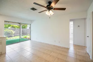 18020 Palm Point Dr, Jupiter, FL 33458 - Photo 10