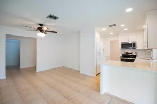 18020 Palm Point Dr, Jupiter, FL 33458 - Photo 12