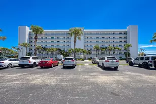 10102 S Ocean Dr, Jensen Beach, FL 34957 - Photo 36